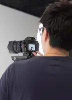 出張撮影お客様のオフィスや現場にての画像